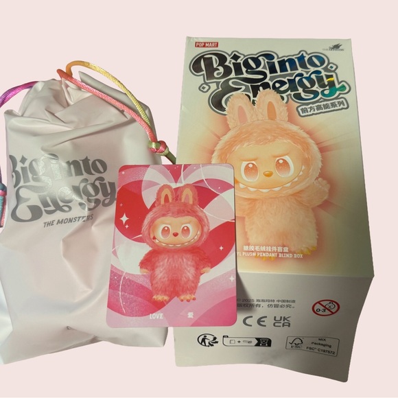 100% Authentic Big into Energy LOVE Labubu from Popmart w drawstring bag! - Picture 4 of 6